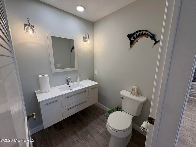Building Photo - 3608 Ocean Terrace