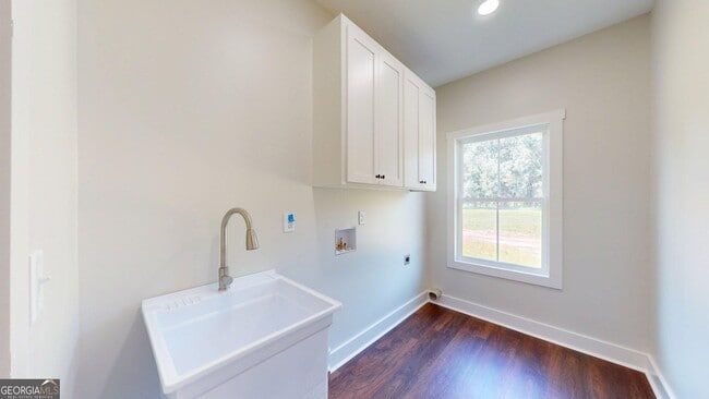 Building Photo - 53 Jericho Ln