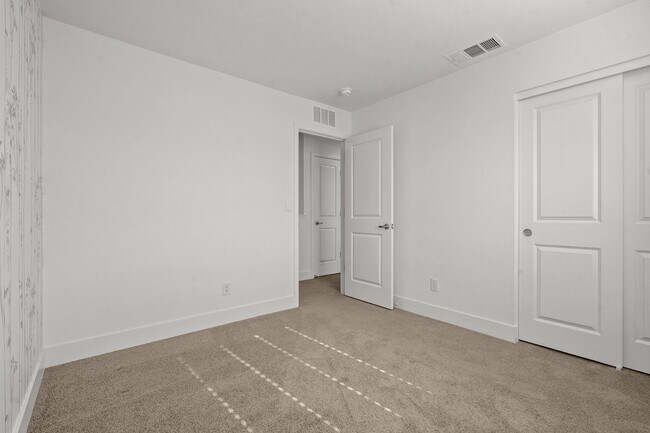 Building Photo - The Birch - - 3 Bedroom, 2.5 Bath single f...