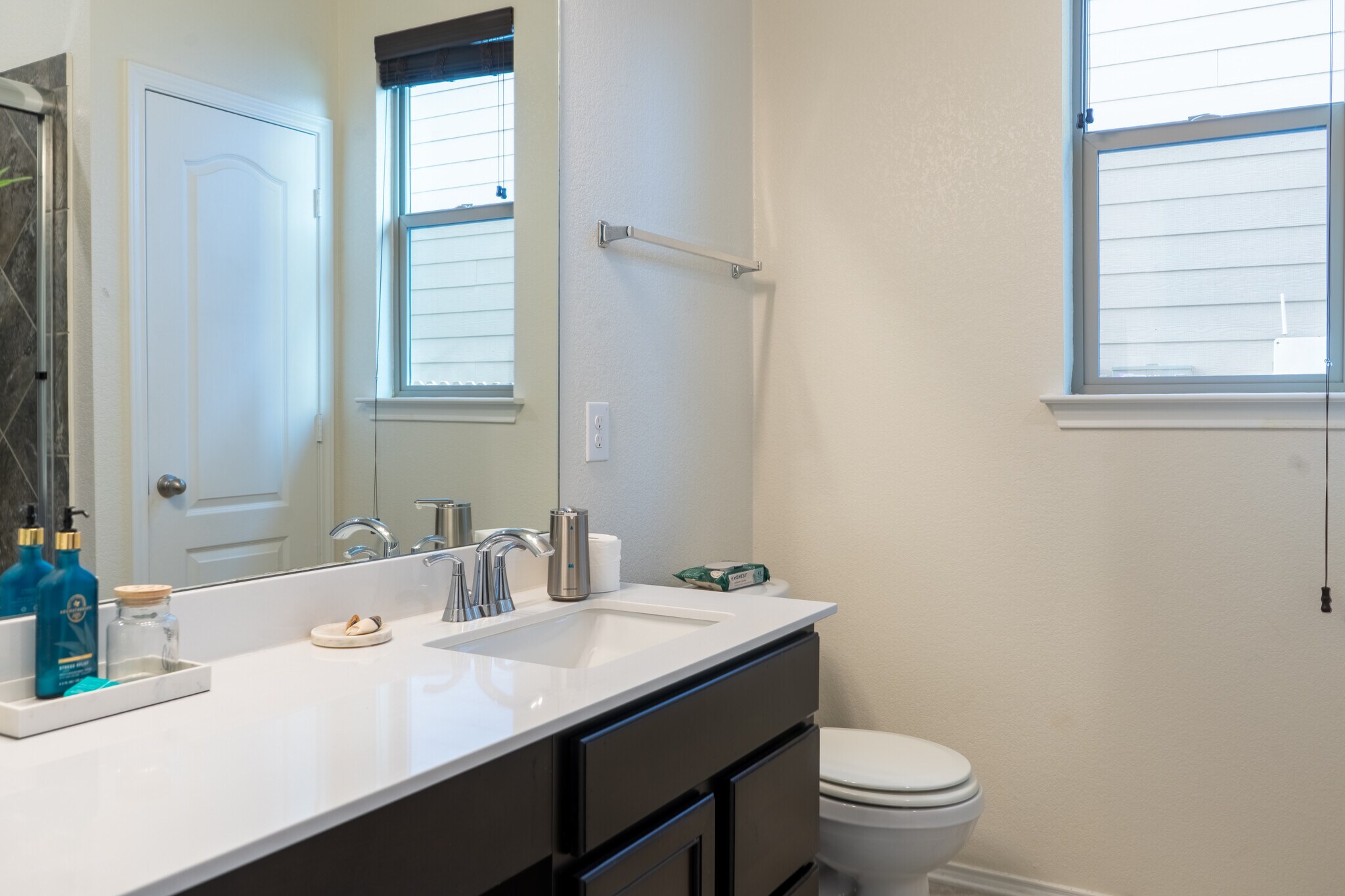 Building Photo - 14101 James Garfield St