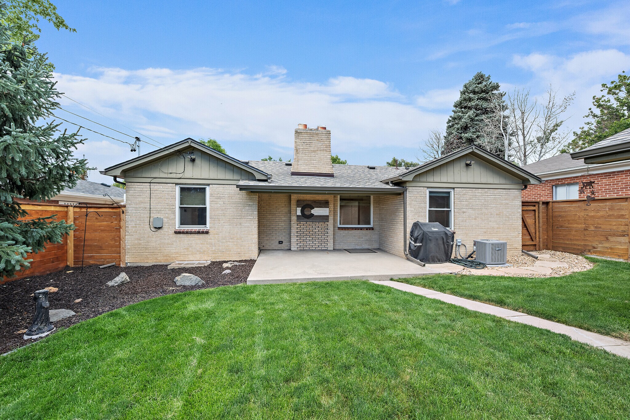 Building Photo - 2636 Vrain St