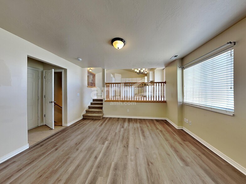 Building Photo - 980 Inverness Dr