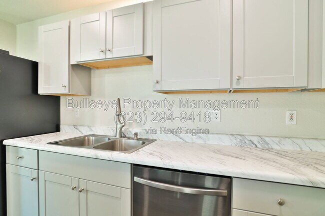 Building Photo - 2783 S Sailors Way