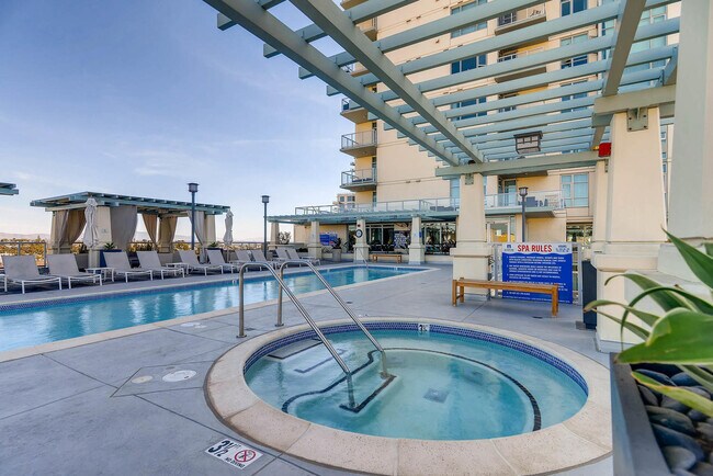 Building Photo - Gorgeous Condo Located on Cortez Hill in Downtown!