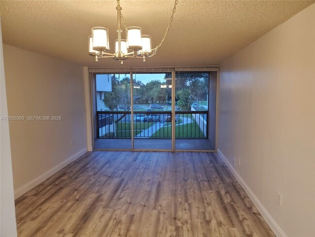 Building Photo - 10425 SW 112th Ave