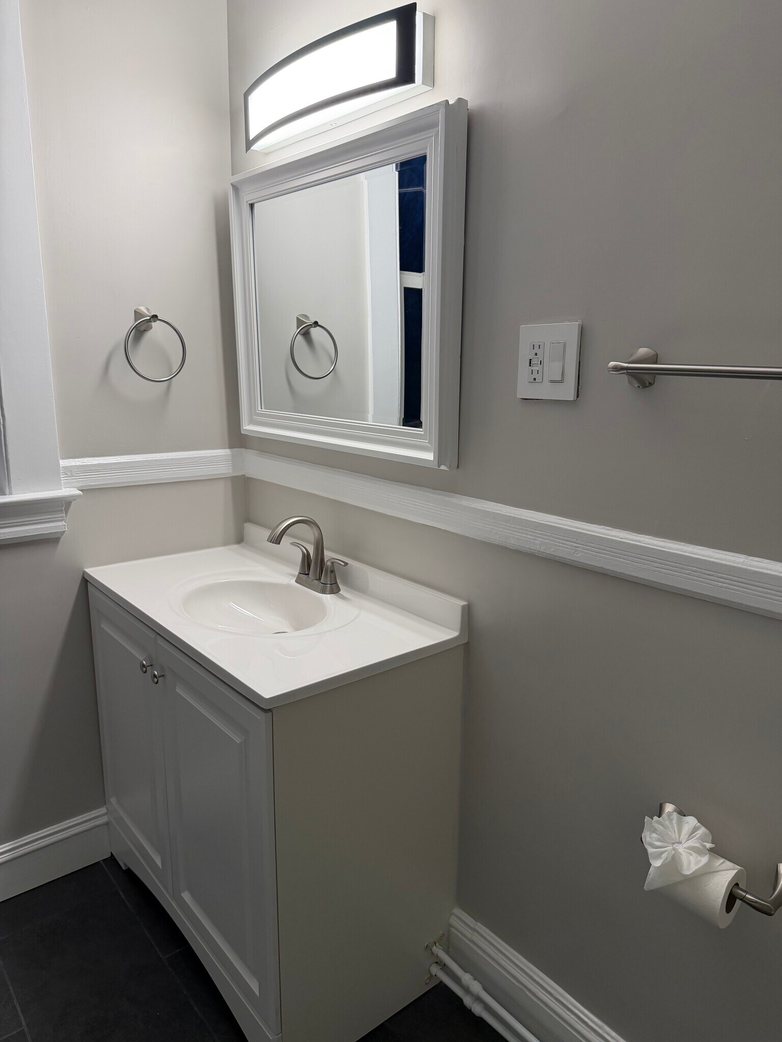 Building Photo - 99 Ridge St