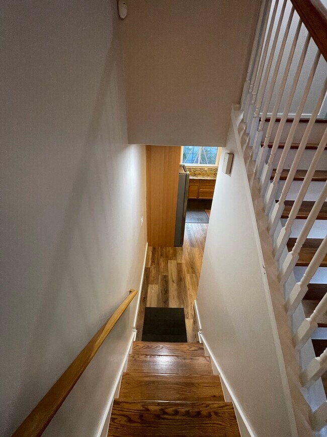 Building Photo - 1160 Osterman Ave