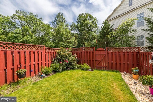 Building Photo - 43149 Crosswind Terrace