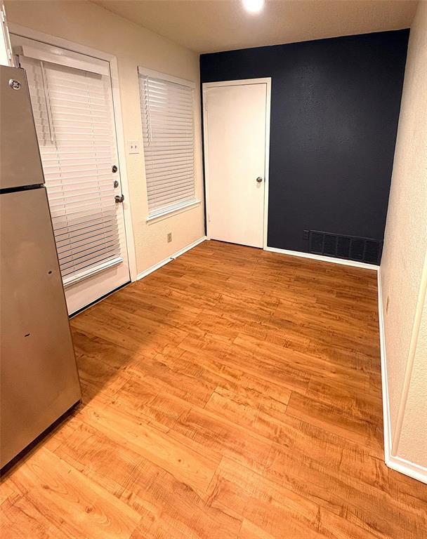 Building Photo - 503 Algerita Dr