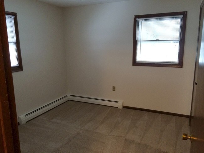 Bedroom - 862 Cook Ave