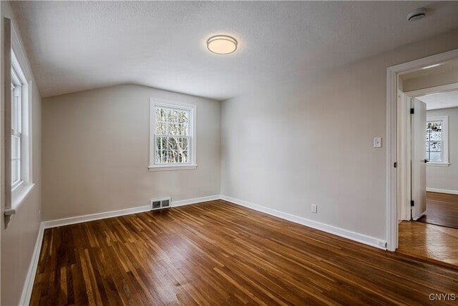 Building Photo - 63 Higby Rd