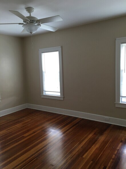 Building Photo - 42 Bennett Ave