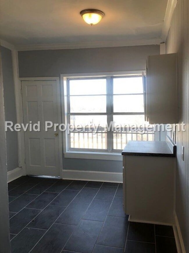 Building Photo - The Gables at Auburndale!