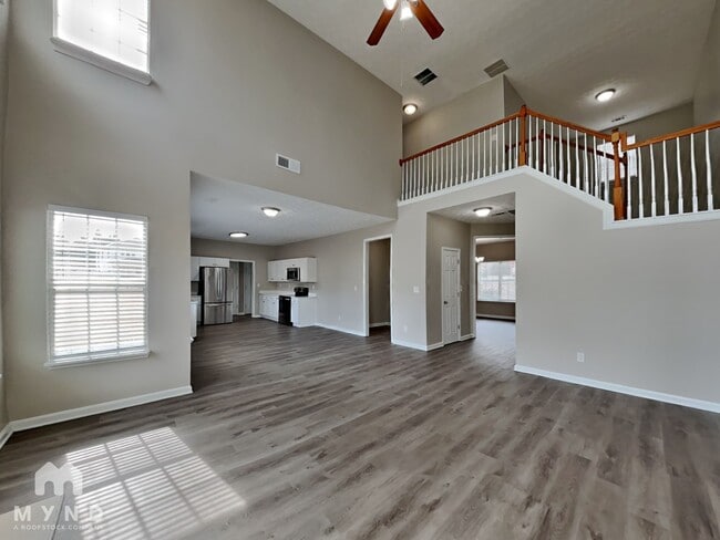 Building Photo - 3302 Summer Brooke Ln