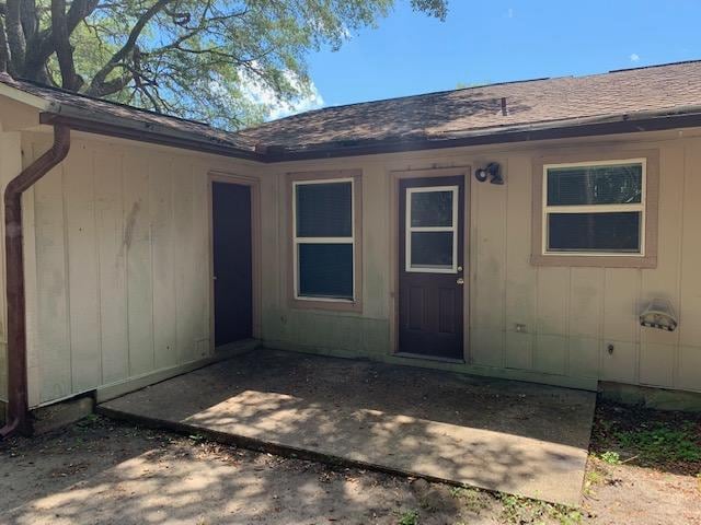 Building Photo - 623 Crestview Ave