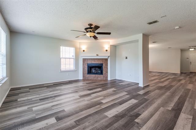 Building Photo - 1604 Jester Ct