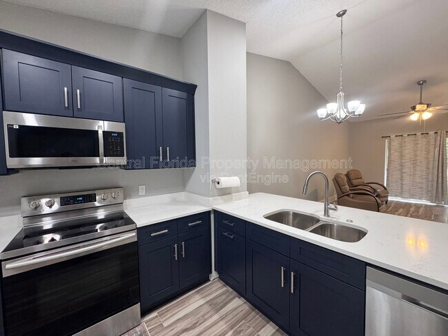 Building Photo - 13903 Timberland Dr