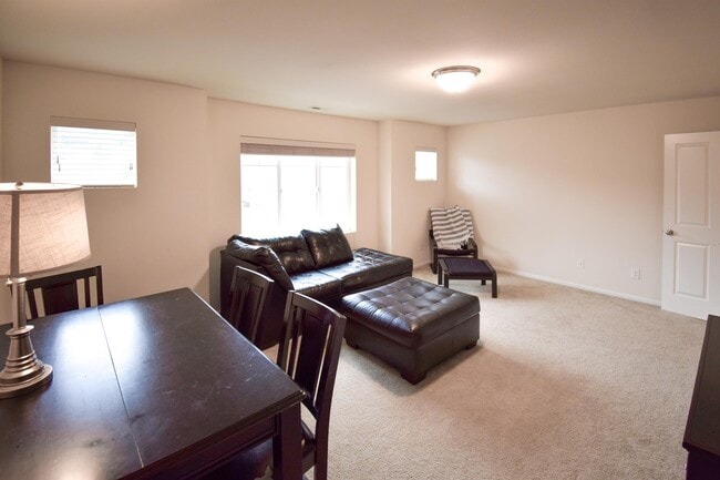 Building Photo - 4721 Joppa St SW