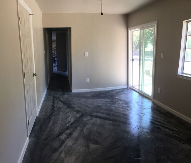 Building Photo - 3100 Ladino Ave