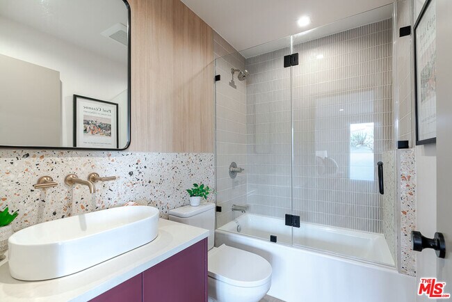 Building Photo - 12425 Texas Ave