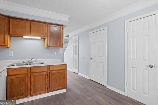 Building Photo - 358 N 19th St