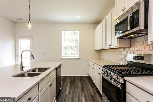 Building Photo - 339 Sammon Wy