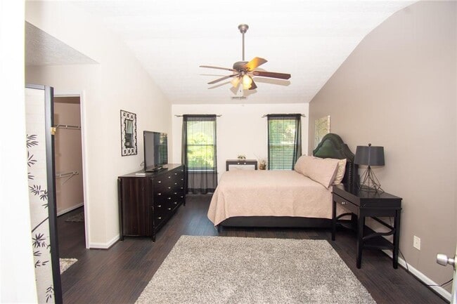 Building Photo - 5680 Cascade Run