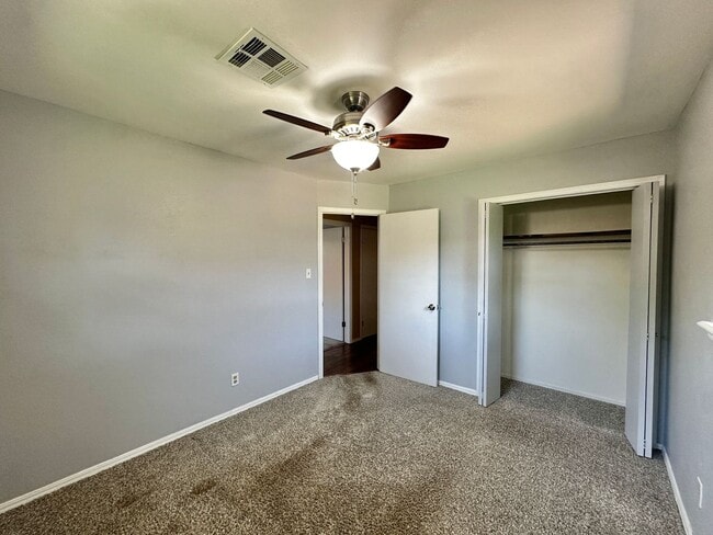 Building Photo - Remodeled Bathrooms