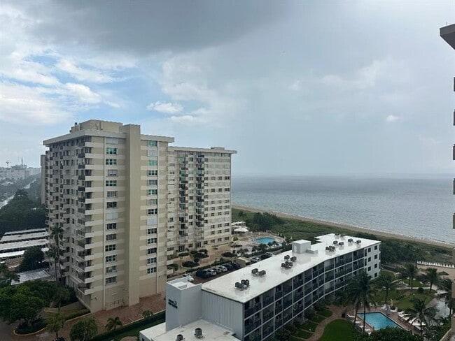 Building Photo - 2000 S Ocean Blvd