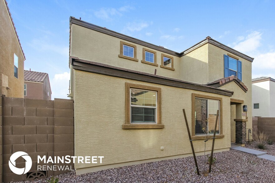 Building Photo - 8237 W Albeniz Pl