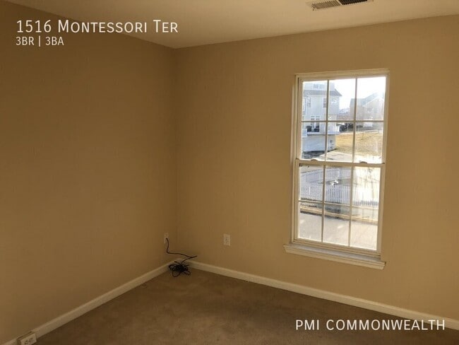 Building Photo - 1516 Montessori Terrace