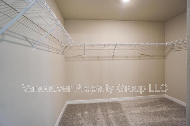 Building Photo - 721 NW 178th Wy