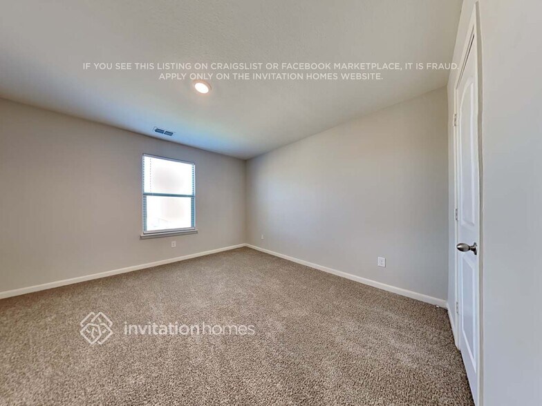 Building Photo - 137 Magnolia Dr
