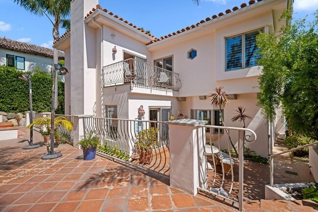 Building Photo - Oceanfront-Inspired Mesa Living with Unparalleled Coastline & Island Views