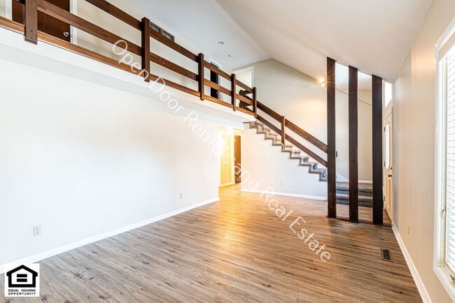 Building Photo - 10512 Brandywine Dr