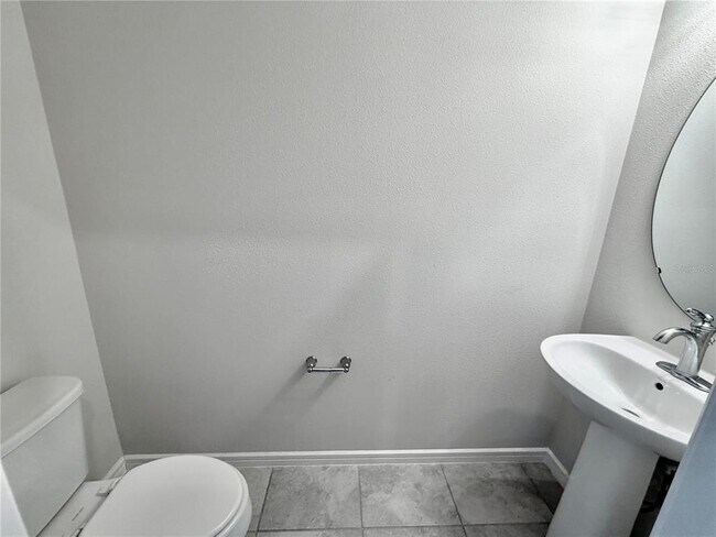 Building Photo - 19672 Shady Oak Dr