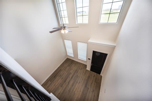 Building Photo - 1530 Lake District Dr