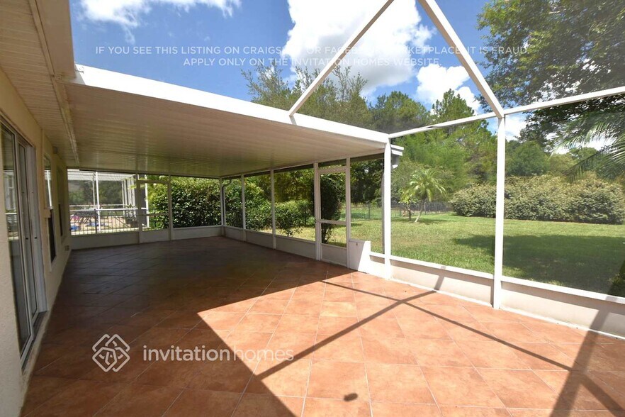 Building Photo - 6421 Bridgecrest Dr