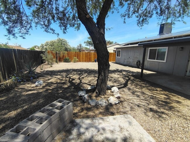 Building Photo - 2709 W Firebrook Rd