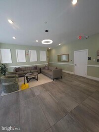 Building Photo - 3503 Midvale Ave