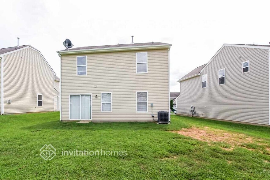 Building Photo - 9511 Mintworth Ave