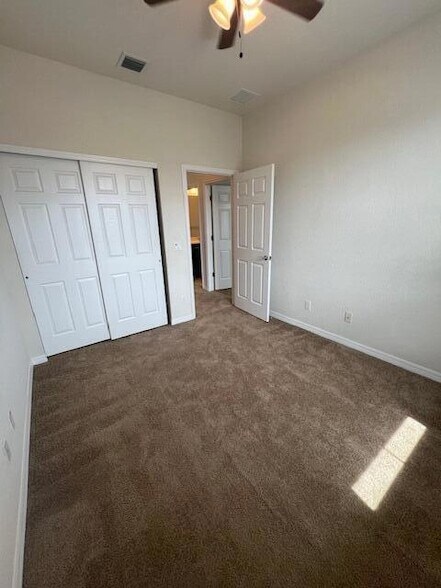 Building Photo - 1240 Turnbridge Dr