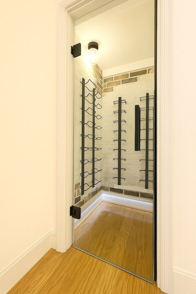 Building Photo - 16 Q St NE