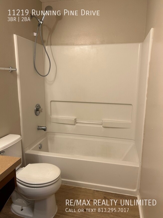 Building Photo - 11219 Running Pine Dr