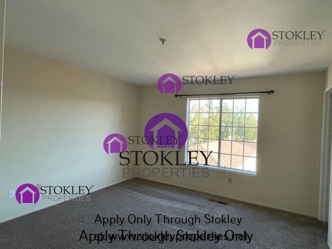 Building Photo - 5003 Hiller Ln