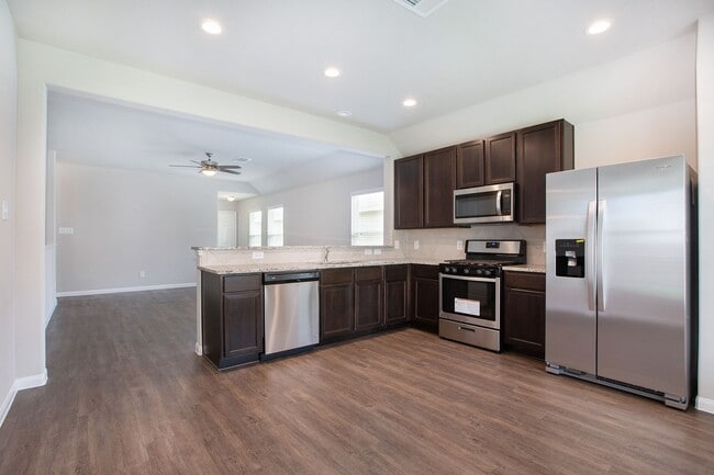 Building Photo - 3319 Rosselli Brush Dr