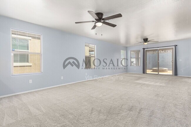 Building Photo - 1517 E Saint Catherine Ave