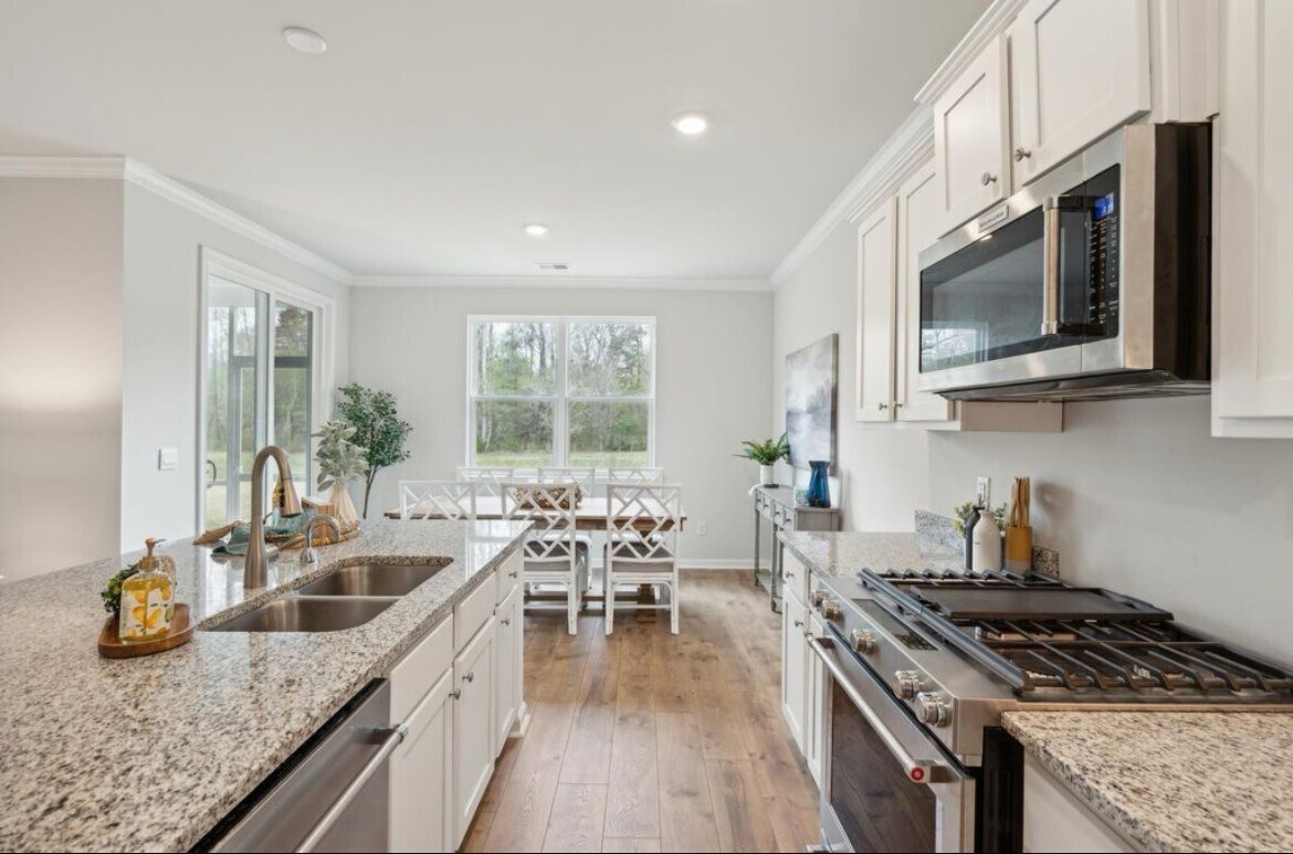 Building Photo - 177 Cherry Grove Dr
