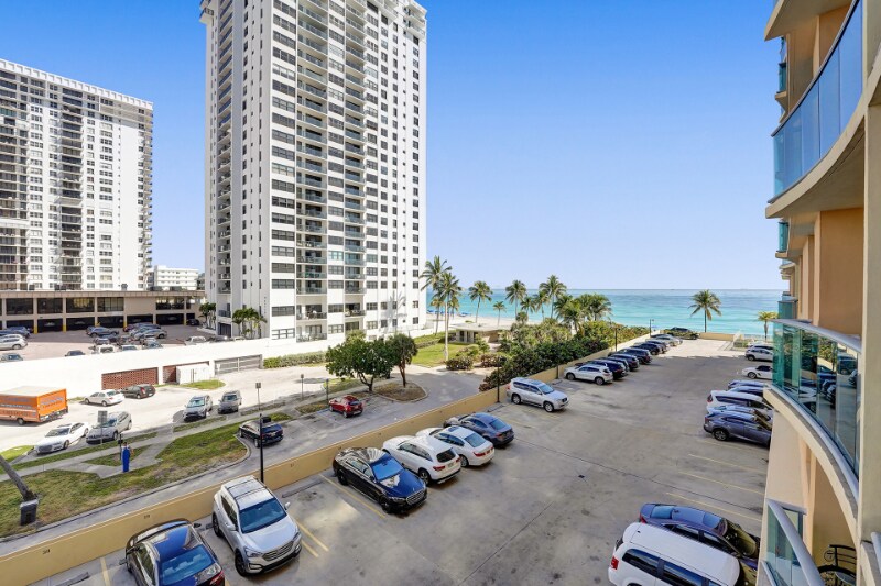 Building Photo - 2501 S Ocean Dr
