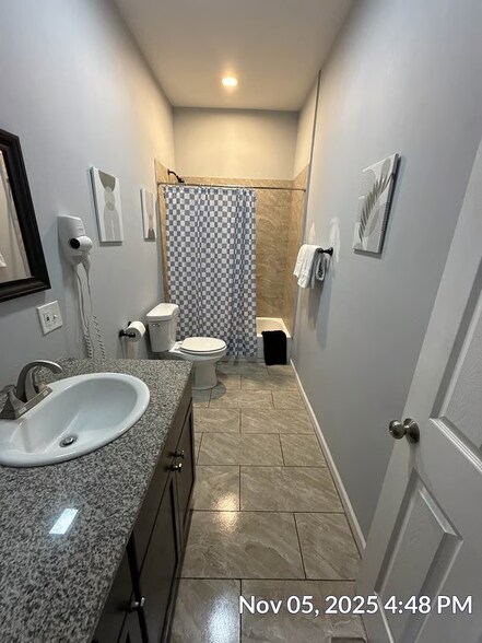 Building Photo - 3302 California Ave